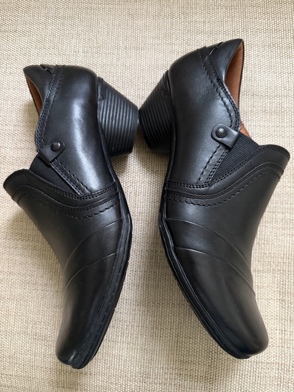Cobb Hill Black Leather Slip-On Heels Comfort Loafers Size 9 CH1740 EUC - Picture 7 of 12